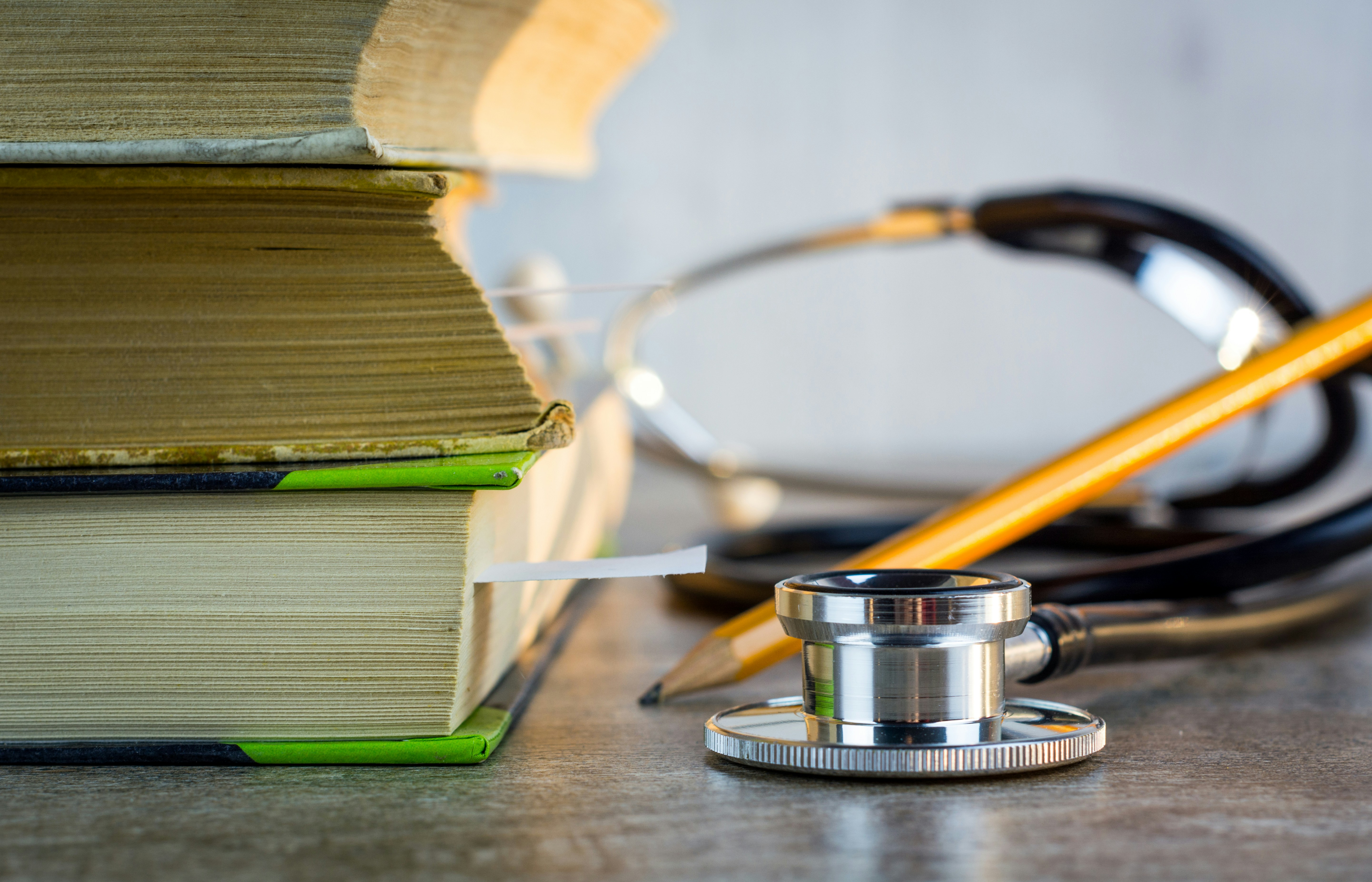 Cession de patientèle : comment optimiser fiscalement la vente de son cabinet médical